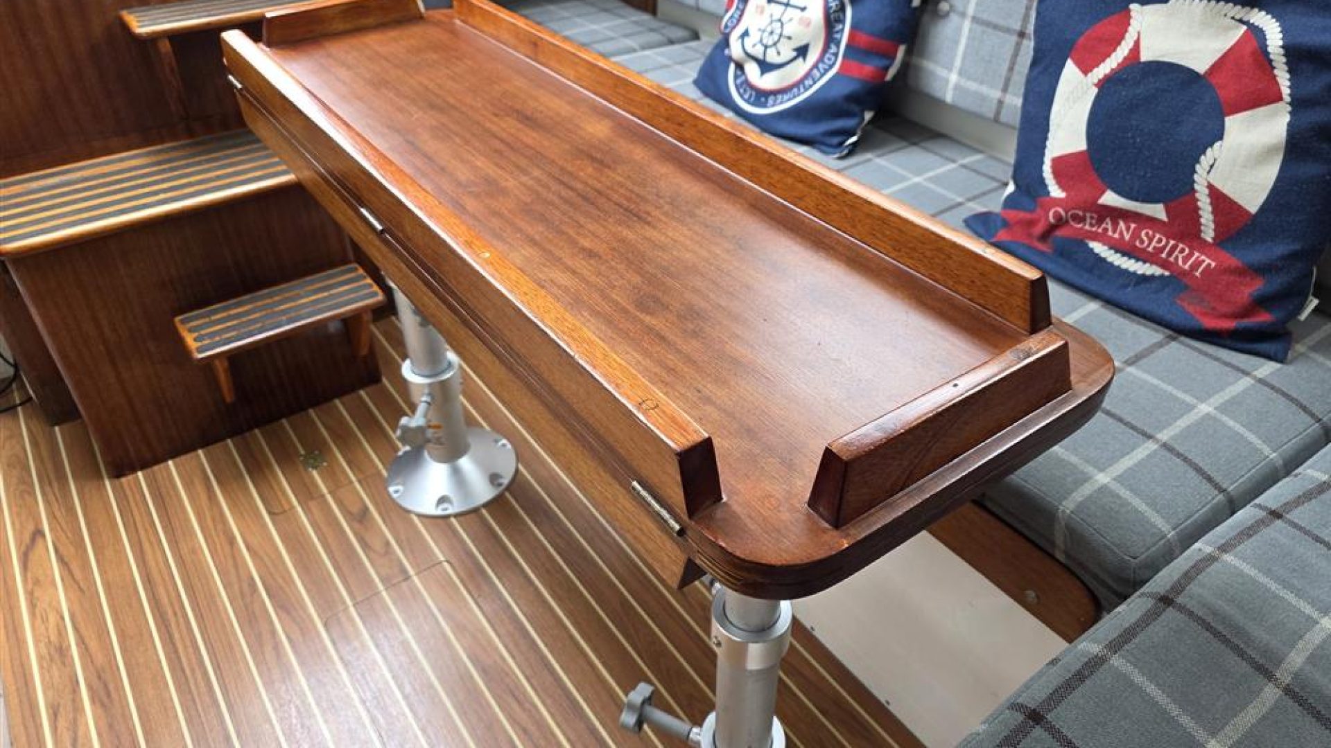 Westerly Renown 32