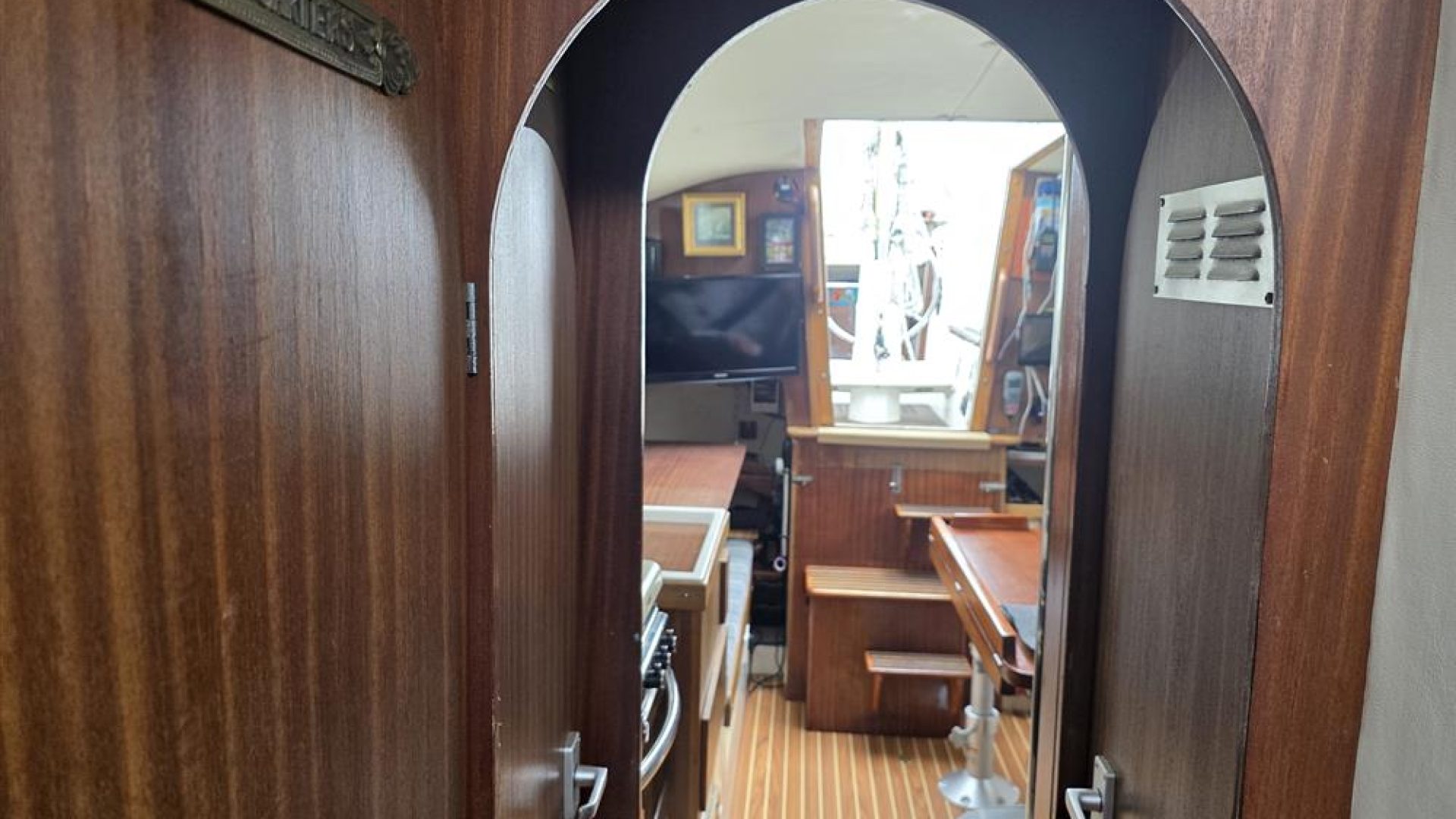Westerly Renown 32
