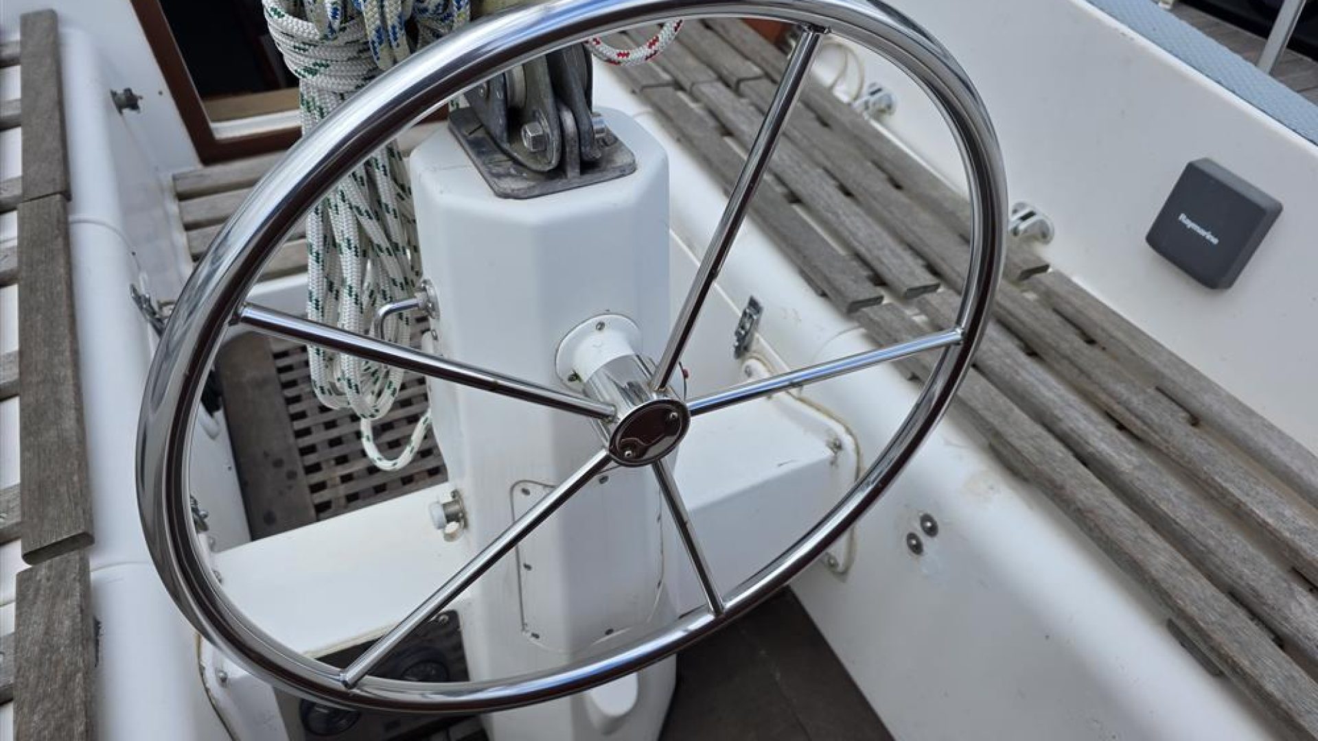 Westerly Renown 32