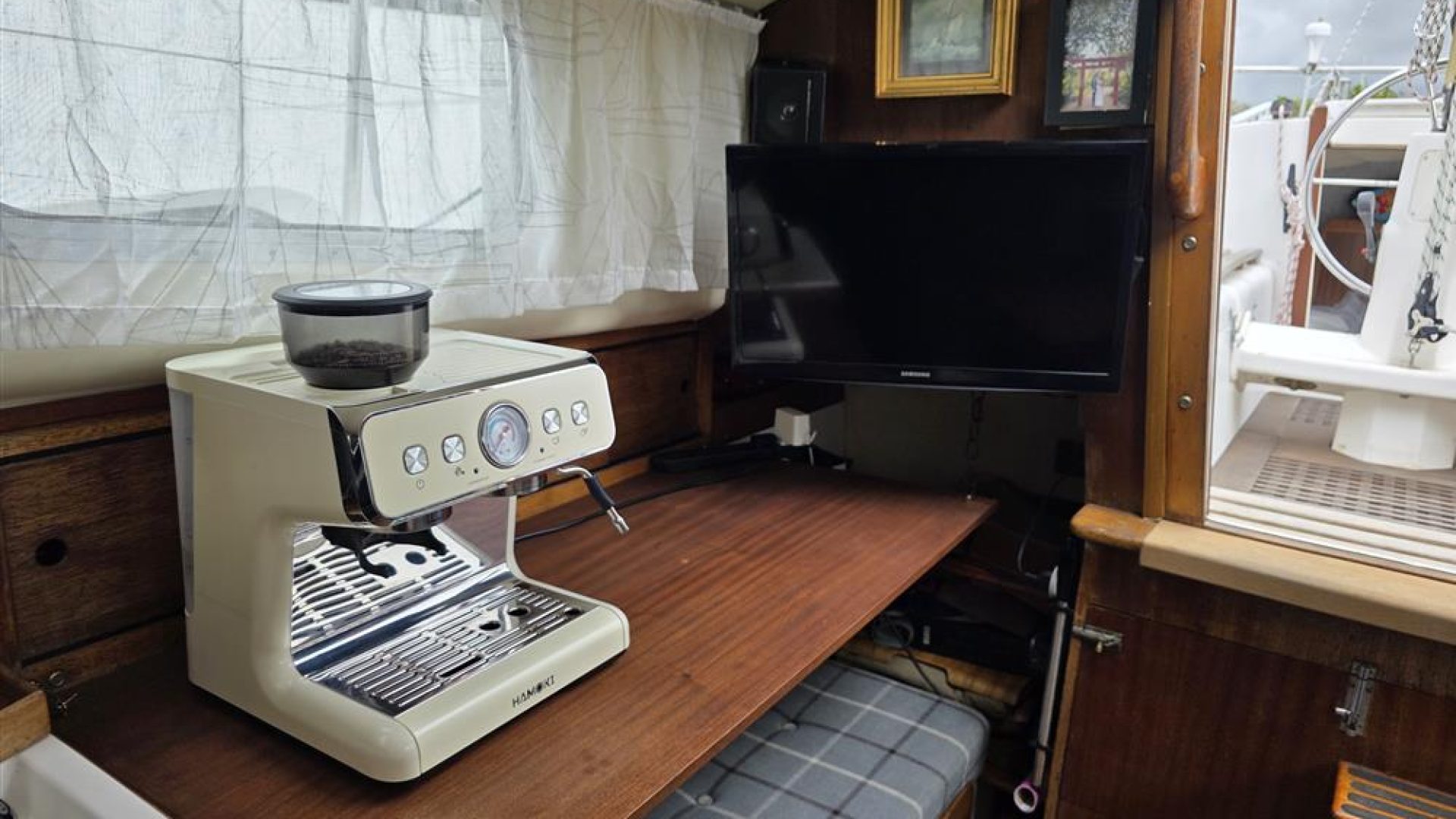 Westerly Renown 32