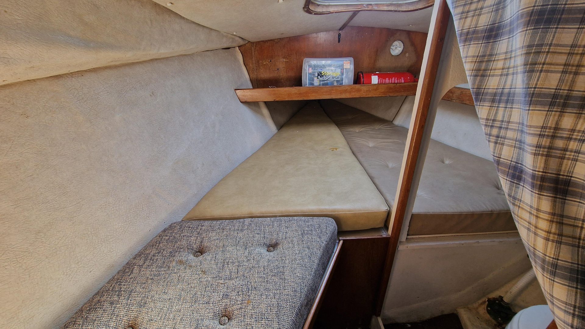 Hunter Delta 25