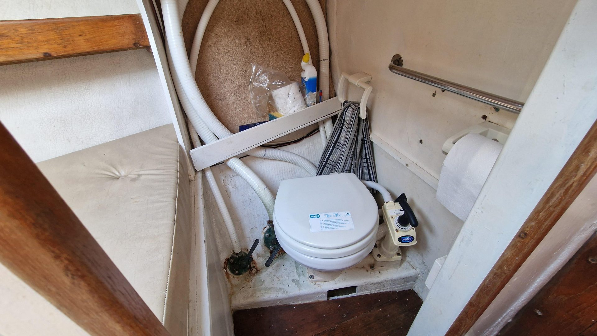 Hunter Delta 25