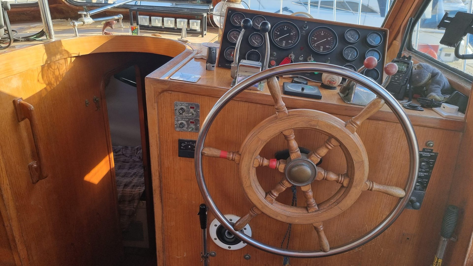 Trader 50