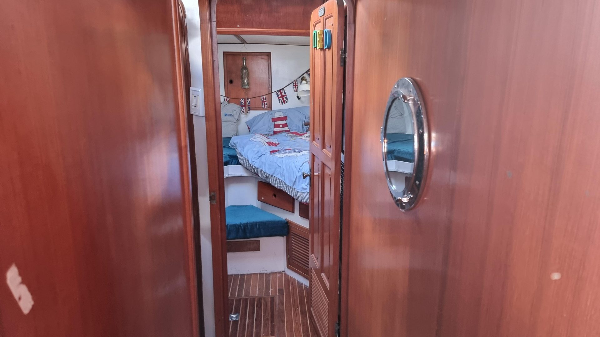 Trader 50