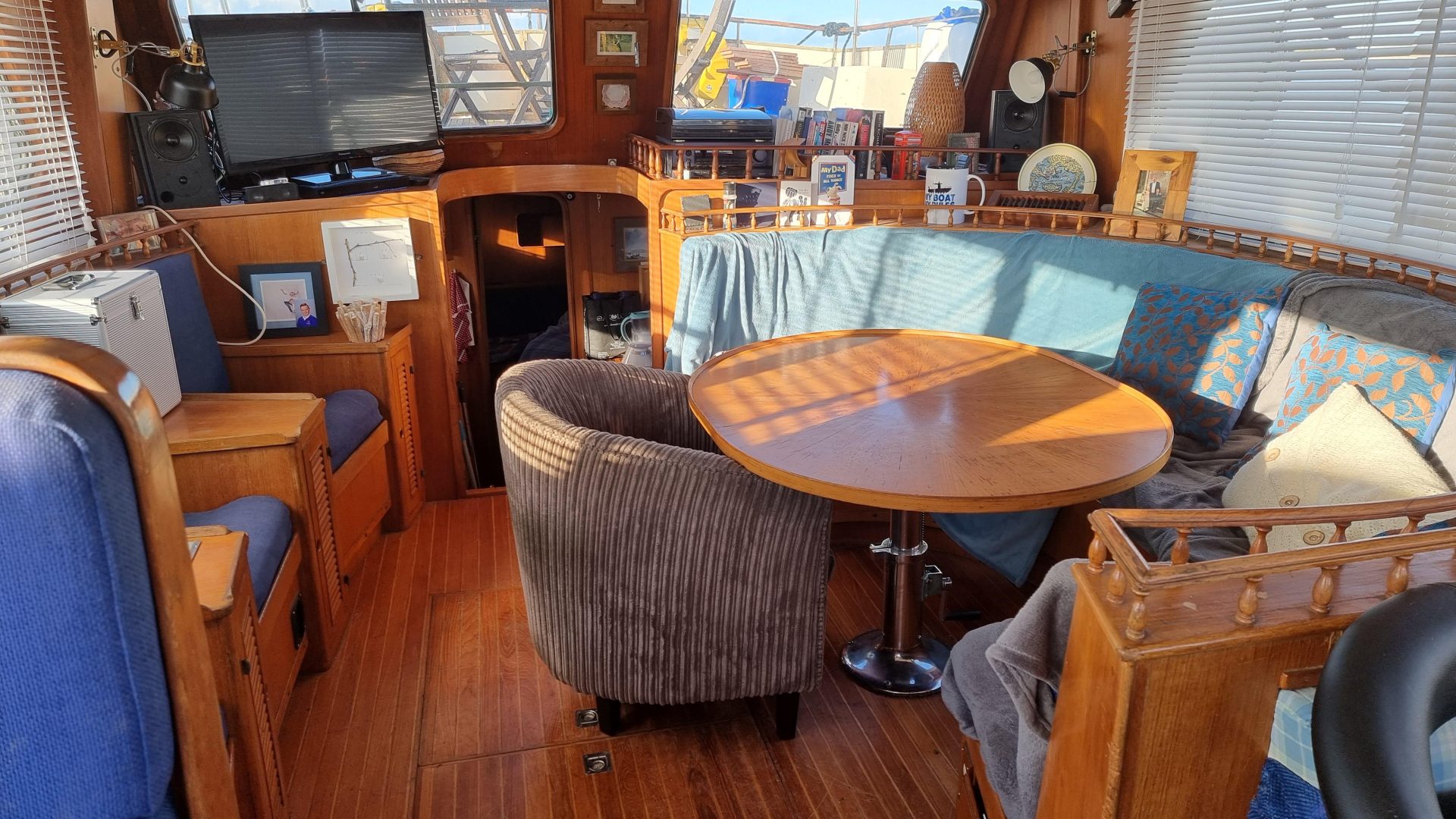 Trader 50