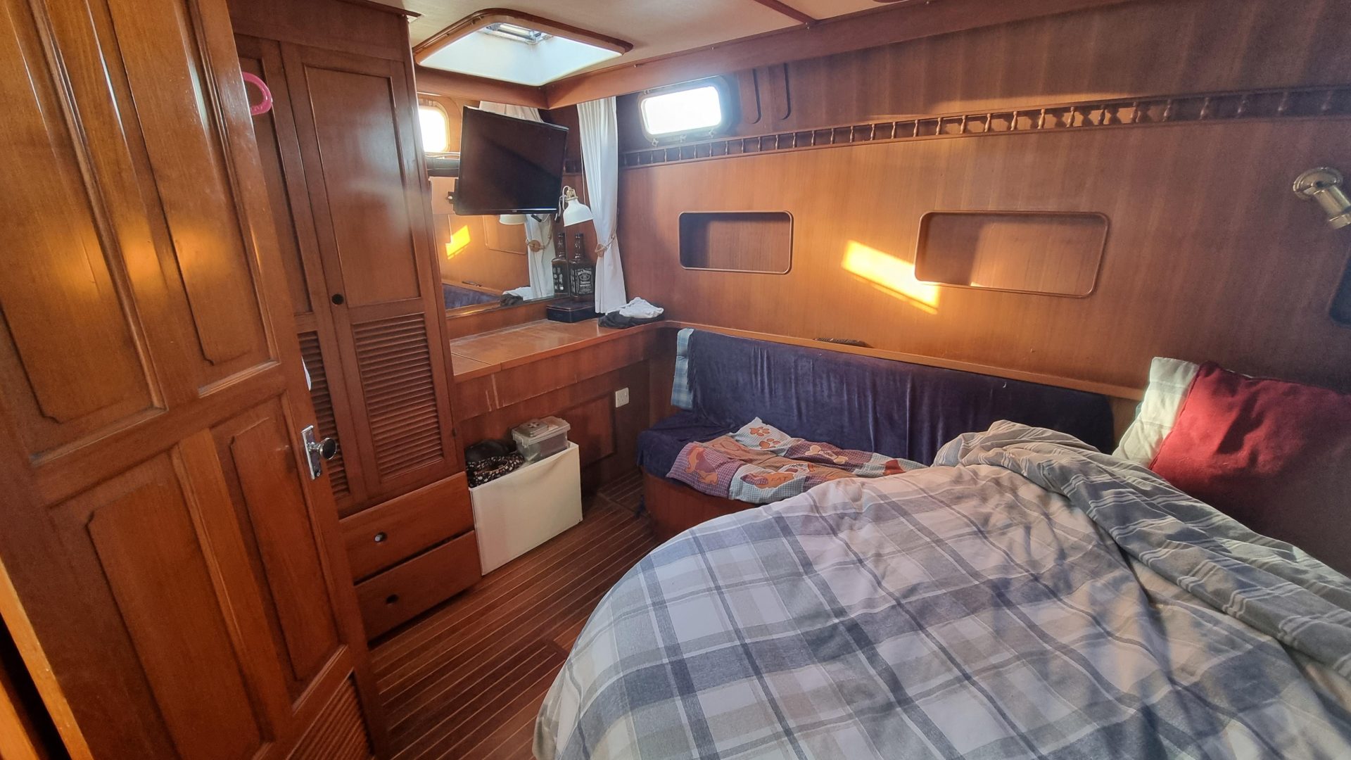 Trader 50
