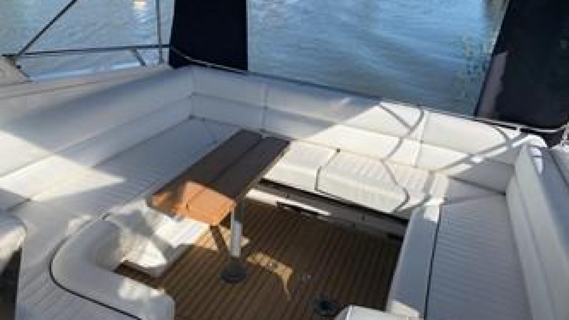 Sunseeker San Remo 33