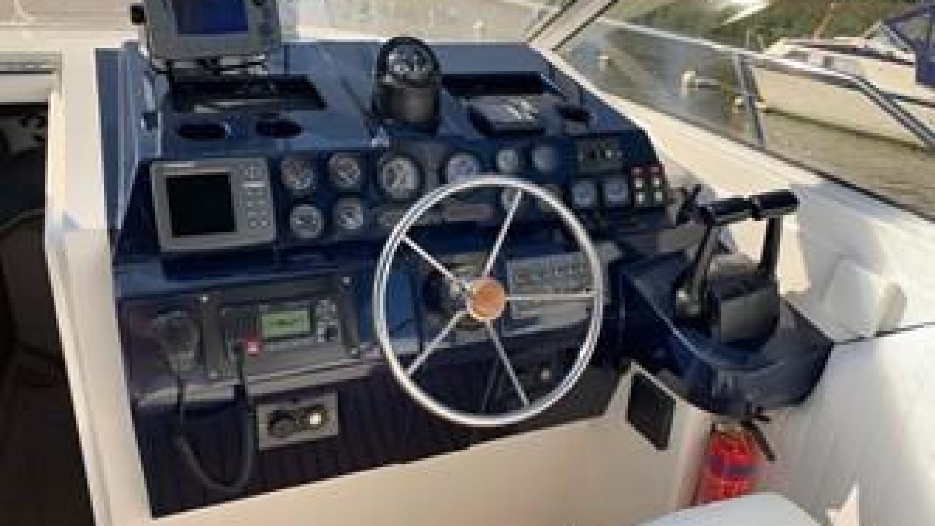 Sunseeker San Remo 33