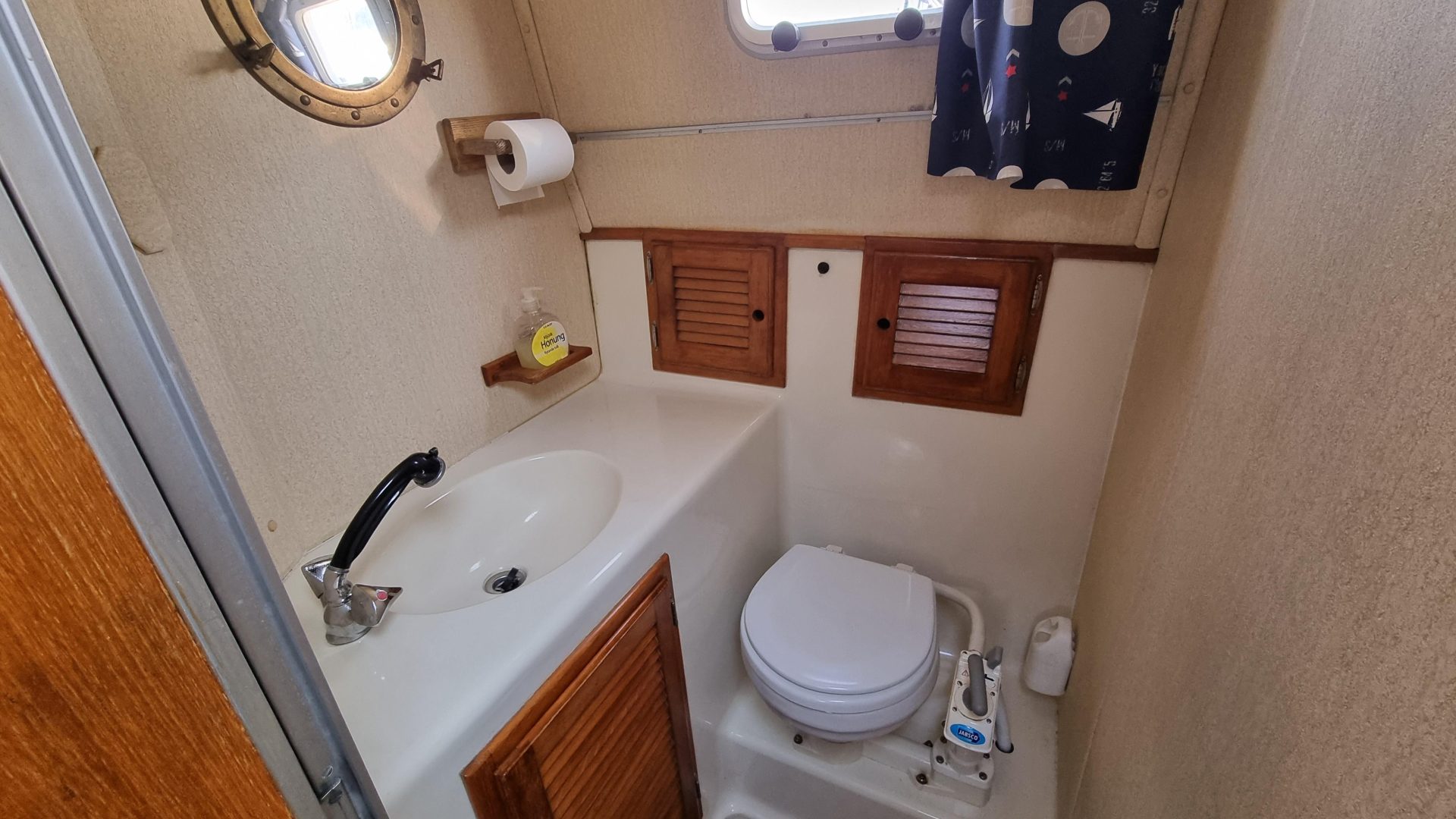 Aquastar 38