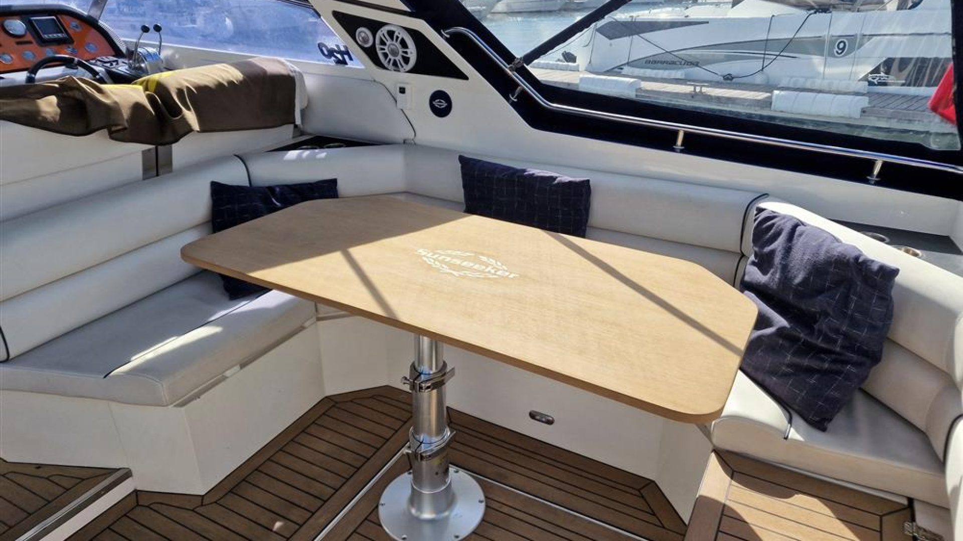 Sunseeker Martinique 36