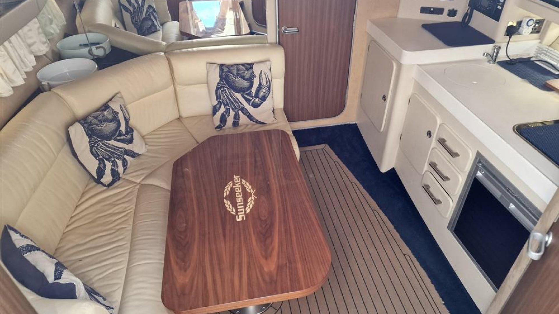 Sunseeker Martinique 36