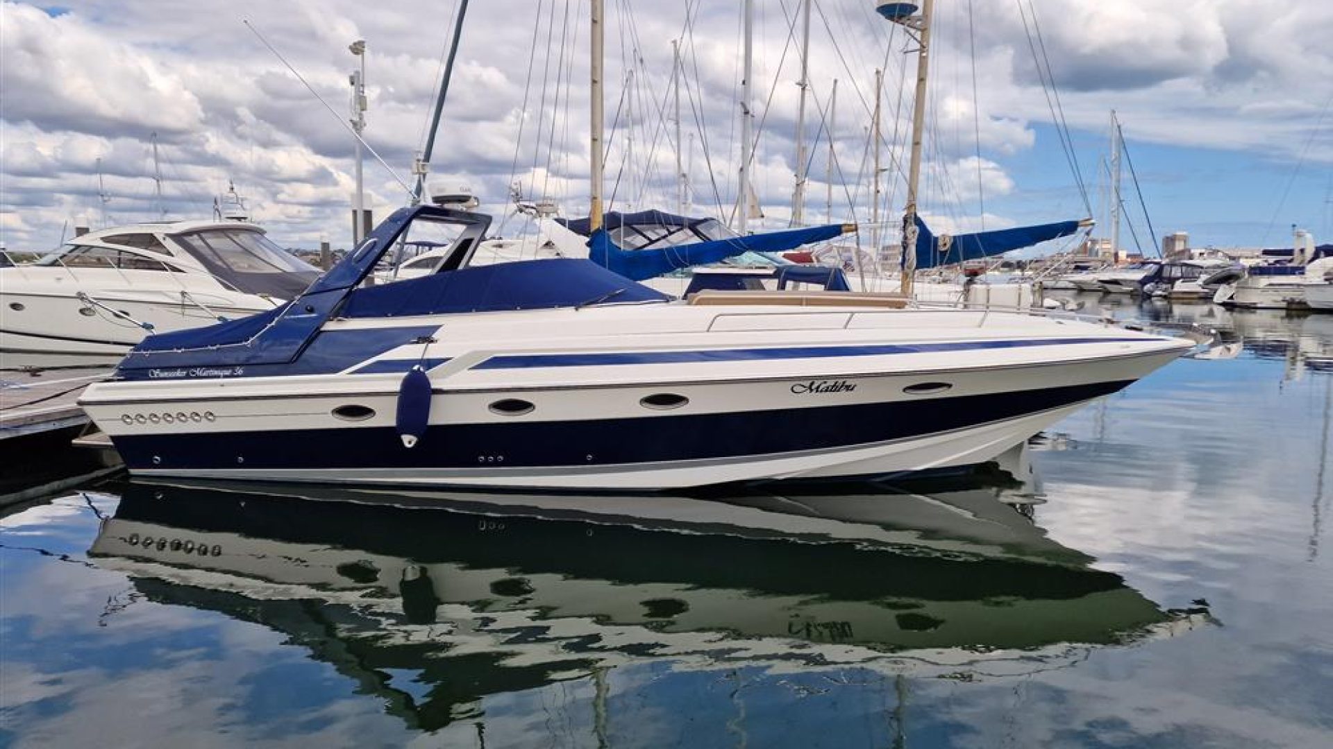 Sunseeker Martinique 36