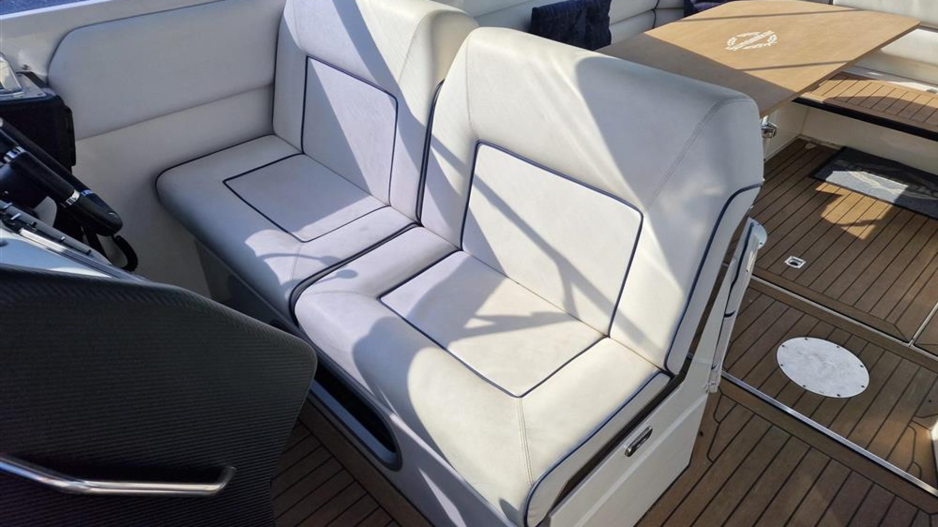 Sunseeker Martinique 36