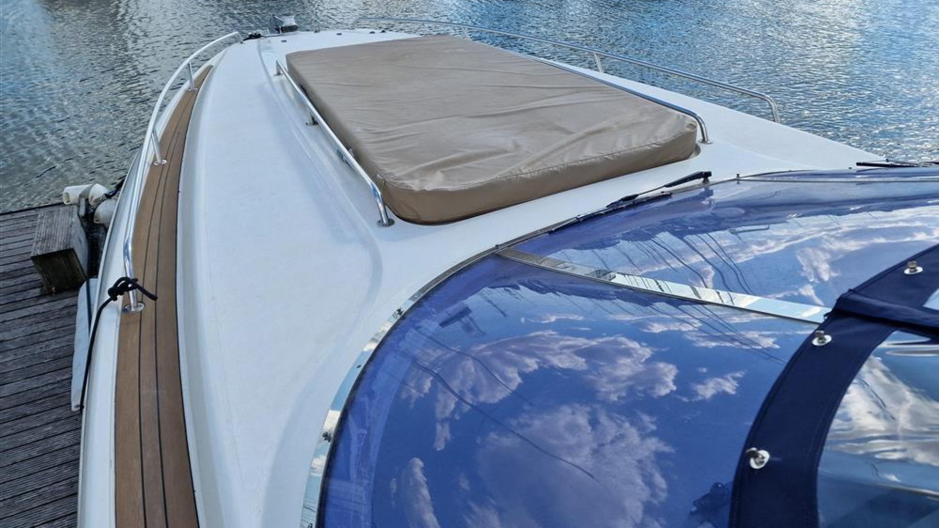 Sunseeker Martinique 36