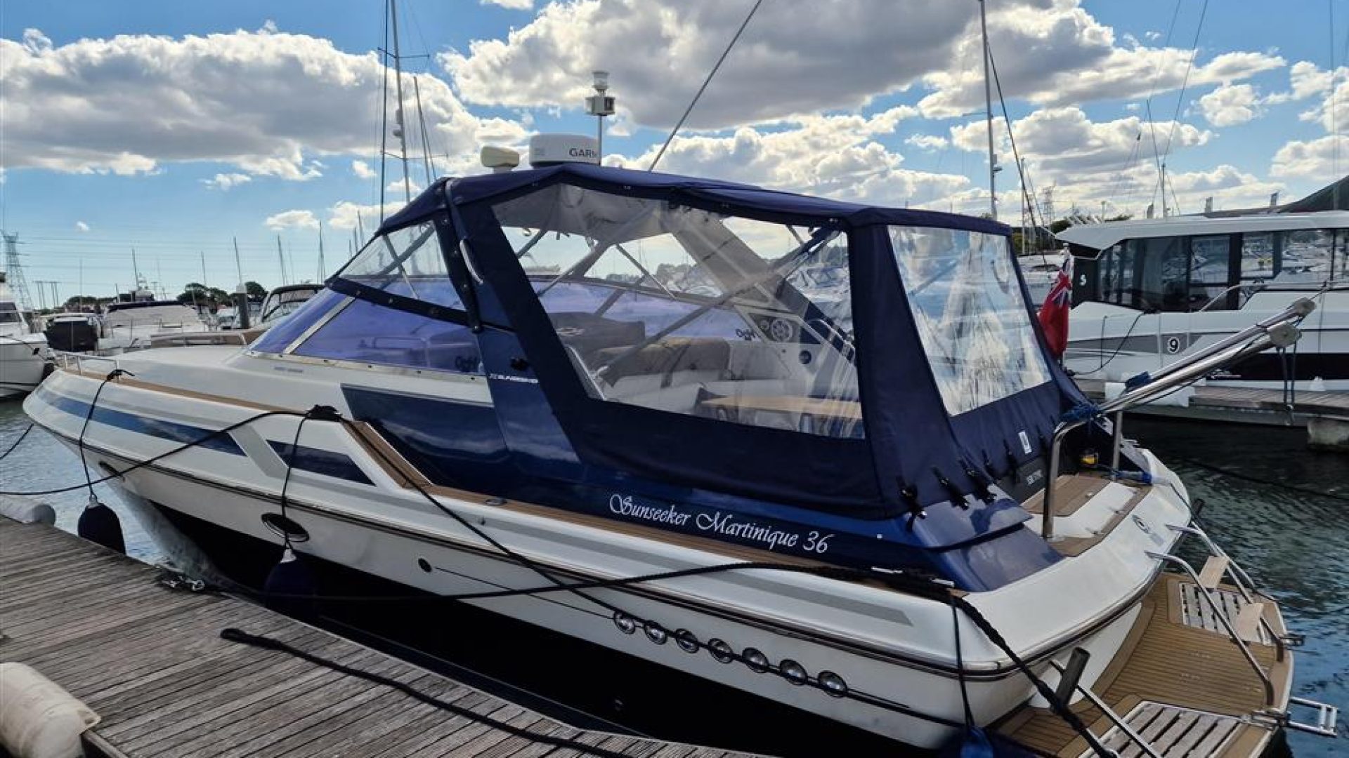 Sunseeker Martinique 36