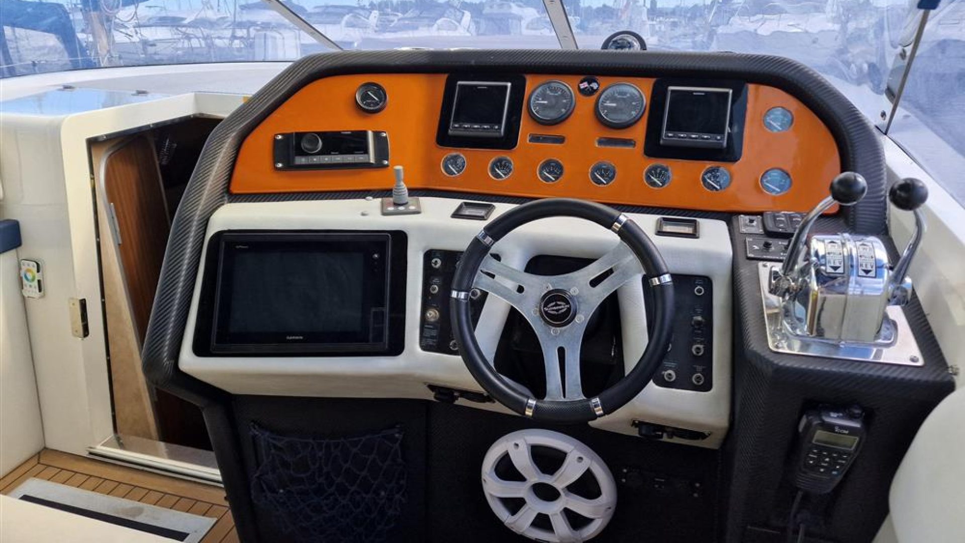 Sunseeker Martinique 36