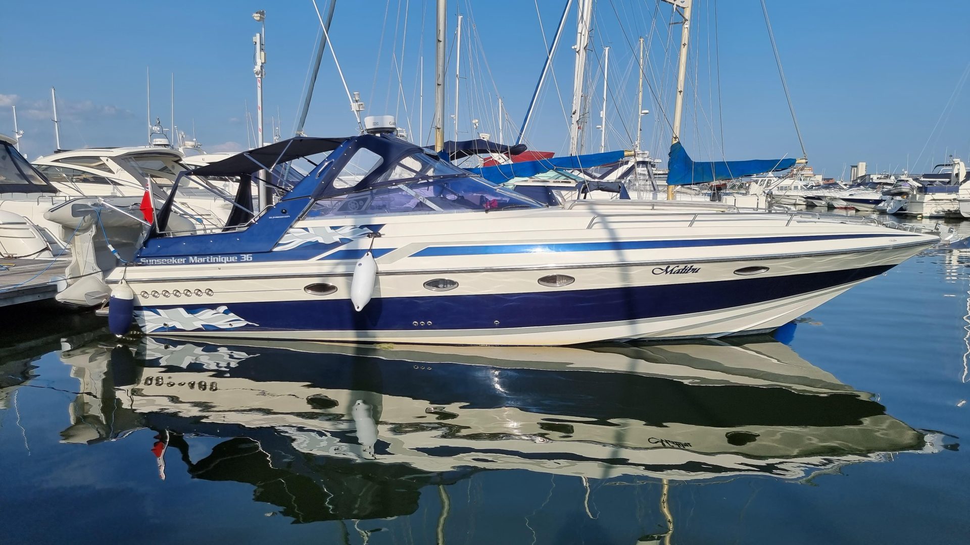 Sunseeker Martinique 36