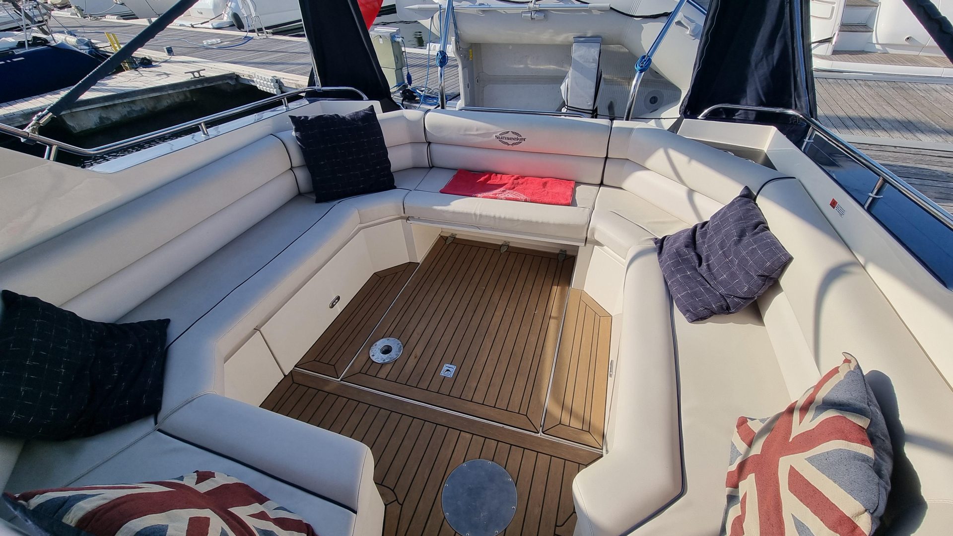 Sunseeker Martinique 36