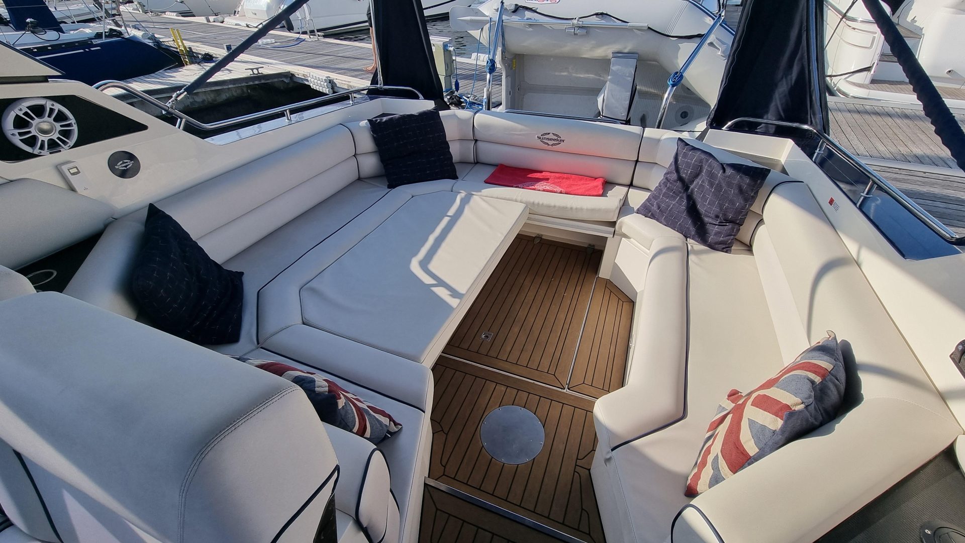 Sunseeker Martinique 36
