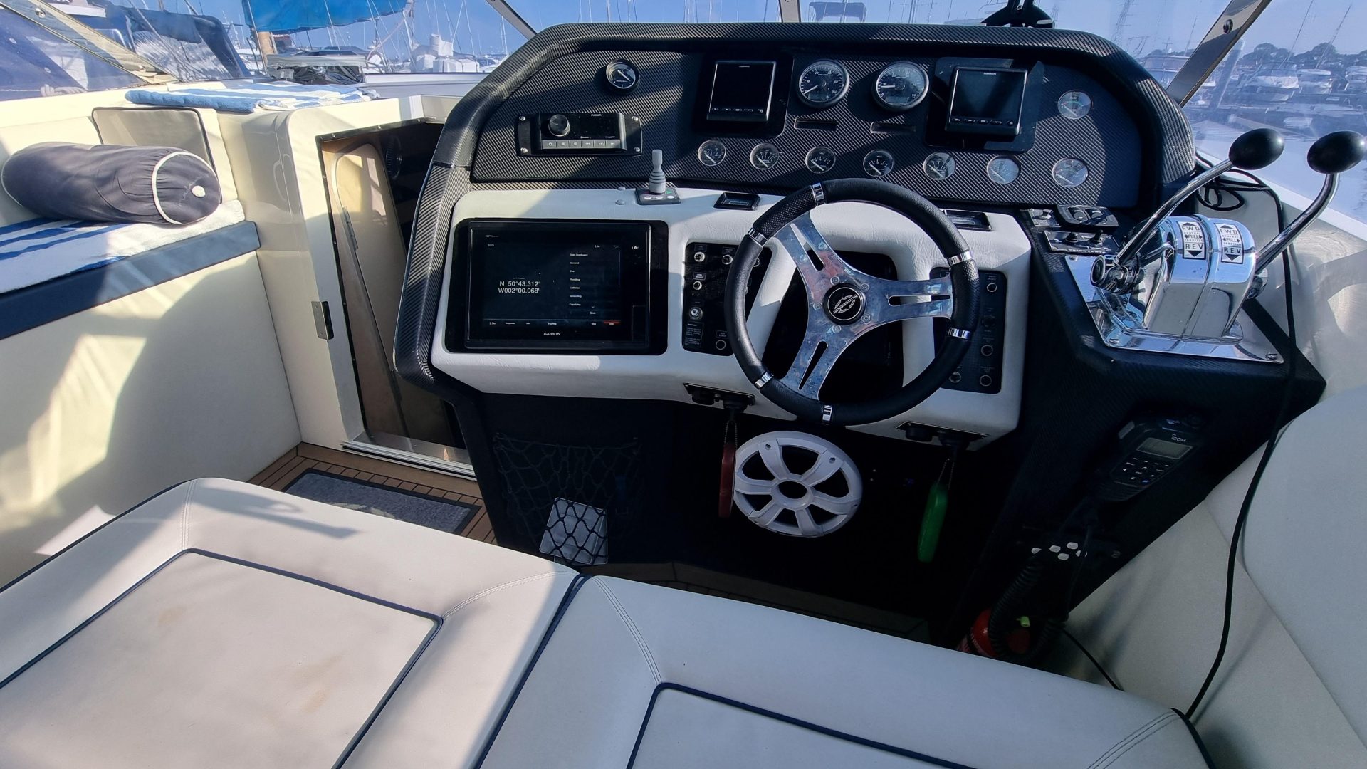 Sunseeker Martinique 36
