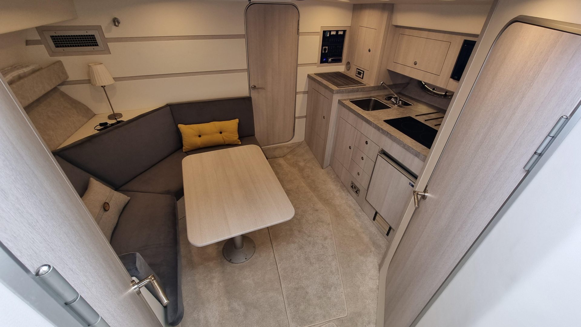 Sunseeker Martinique 36