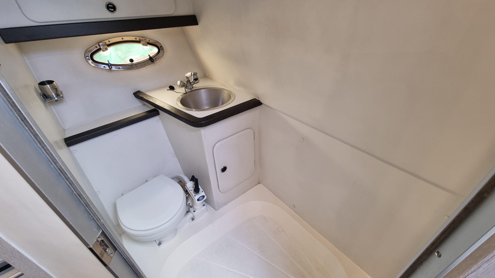 Sunseeker Martinique 36