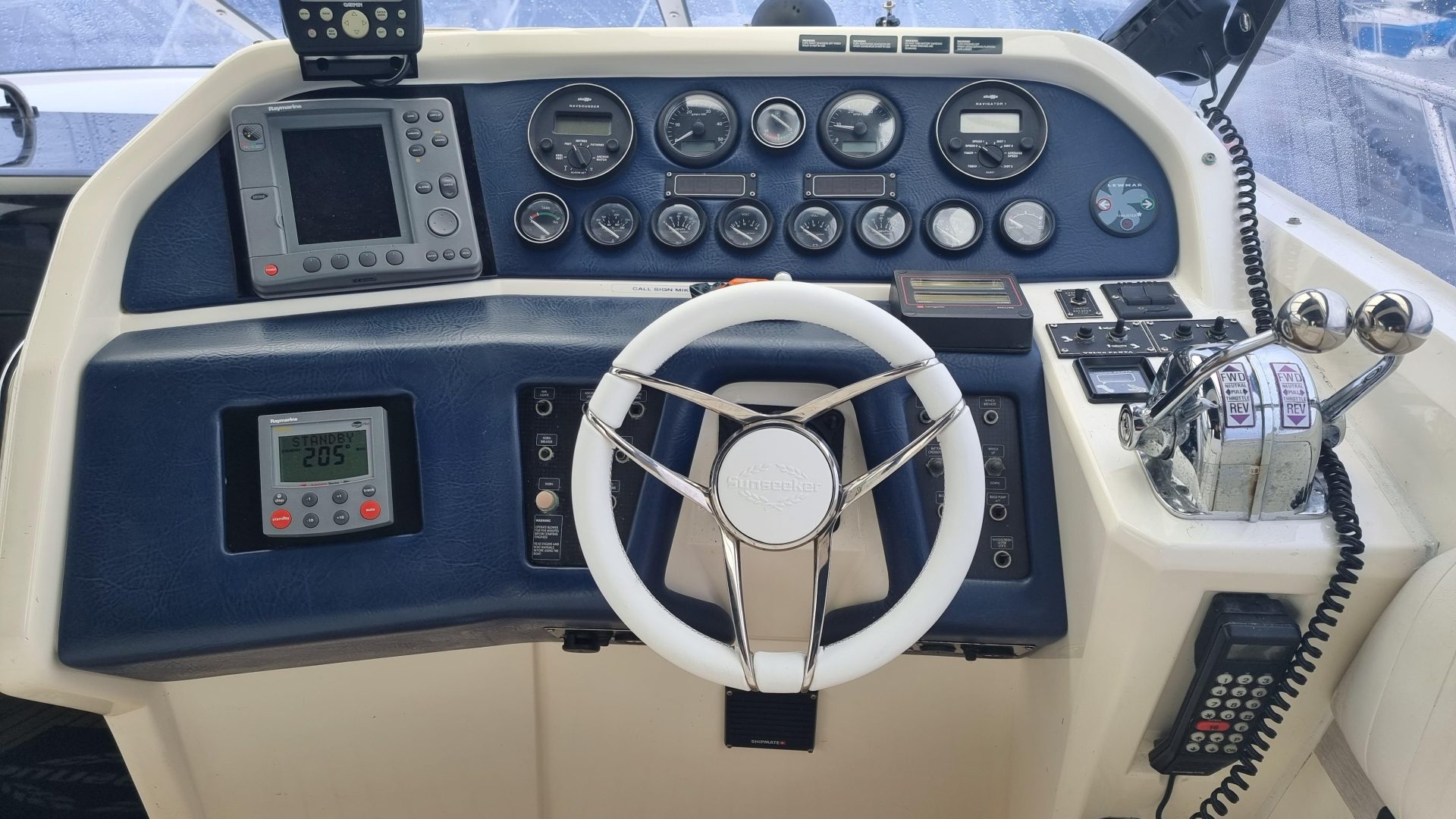 Sunseeker Martinique 36