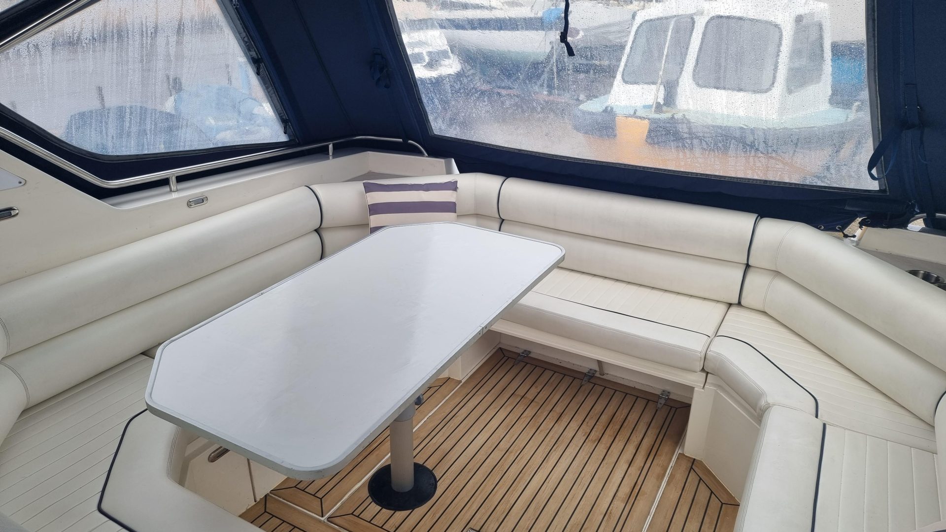 Sunseeker Martinique 36