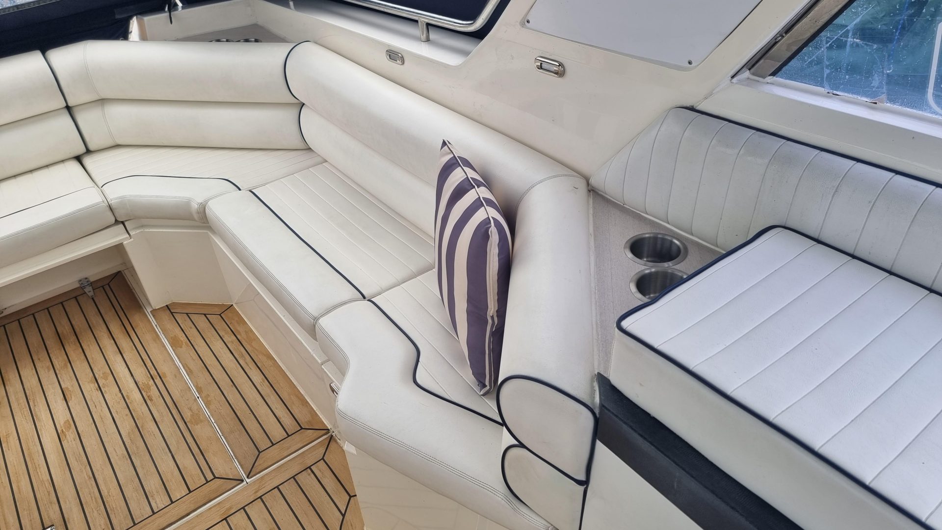 Sunseeker Martinique 36