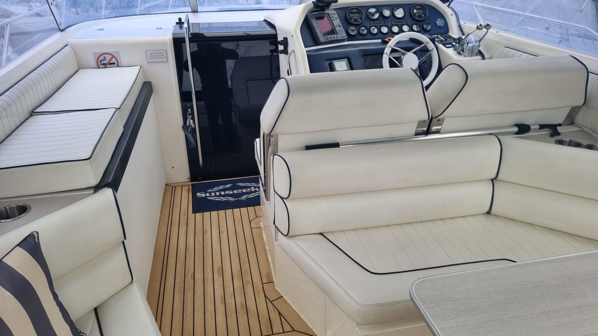 Sunseeker Martinique 36