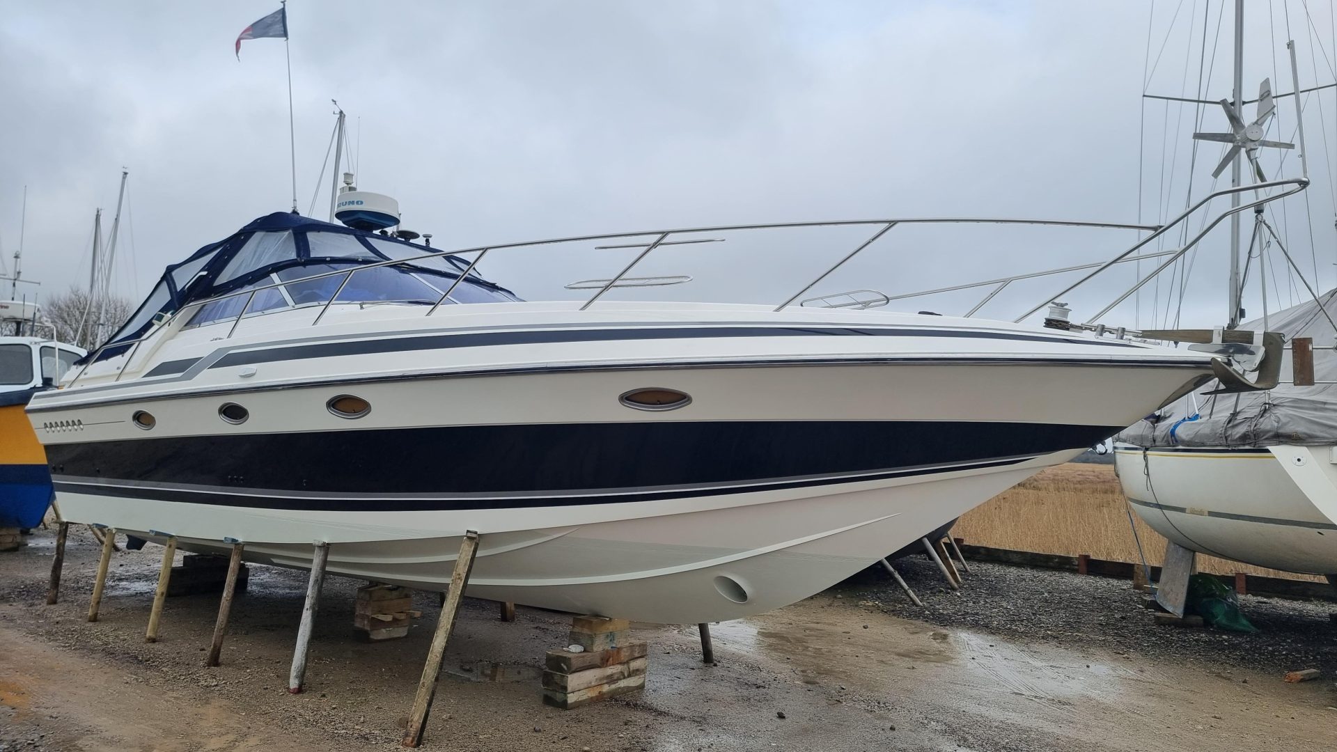 Sunseeker Martinique 36