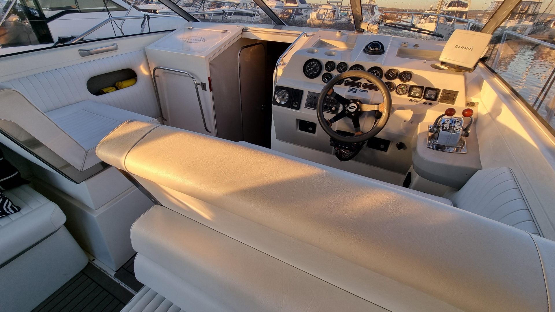 Sunseeker San Remo 33