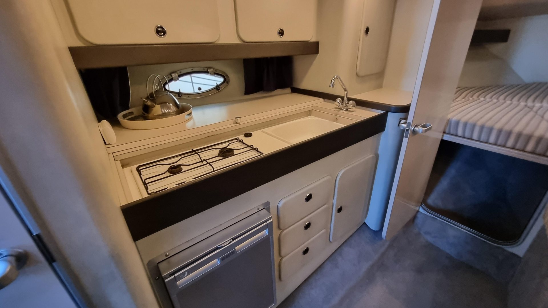 Sunseeker San Remo 33