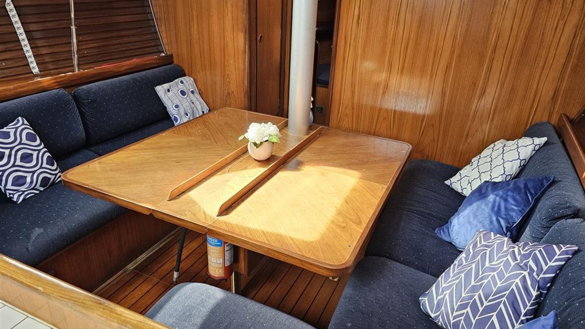 Beneteau Oceanics 390