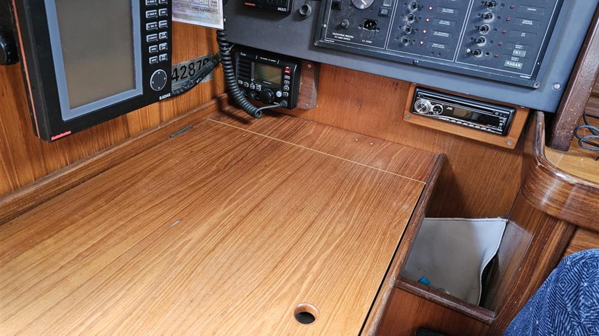 Beneteau Oceanics 390