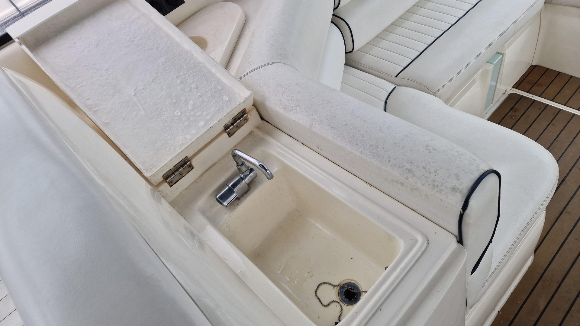 Sunseeker Martinique 39