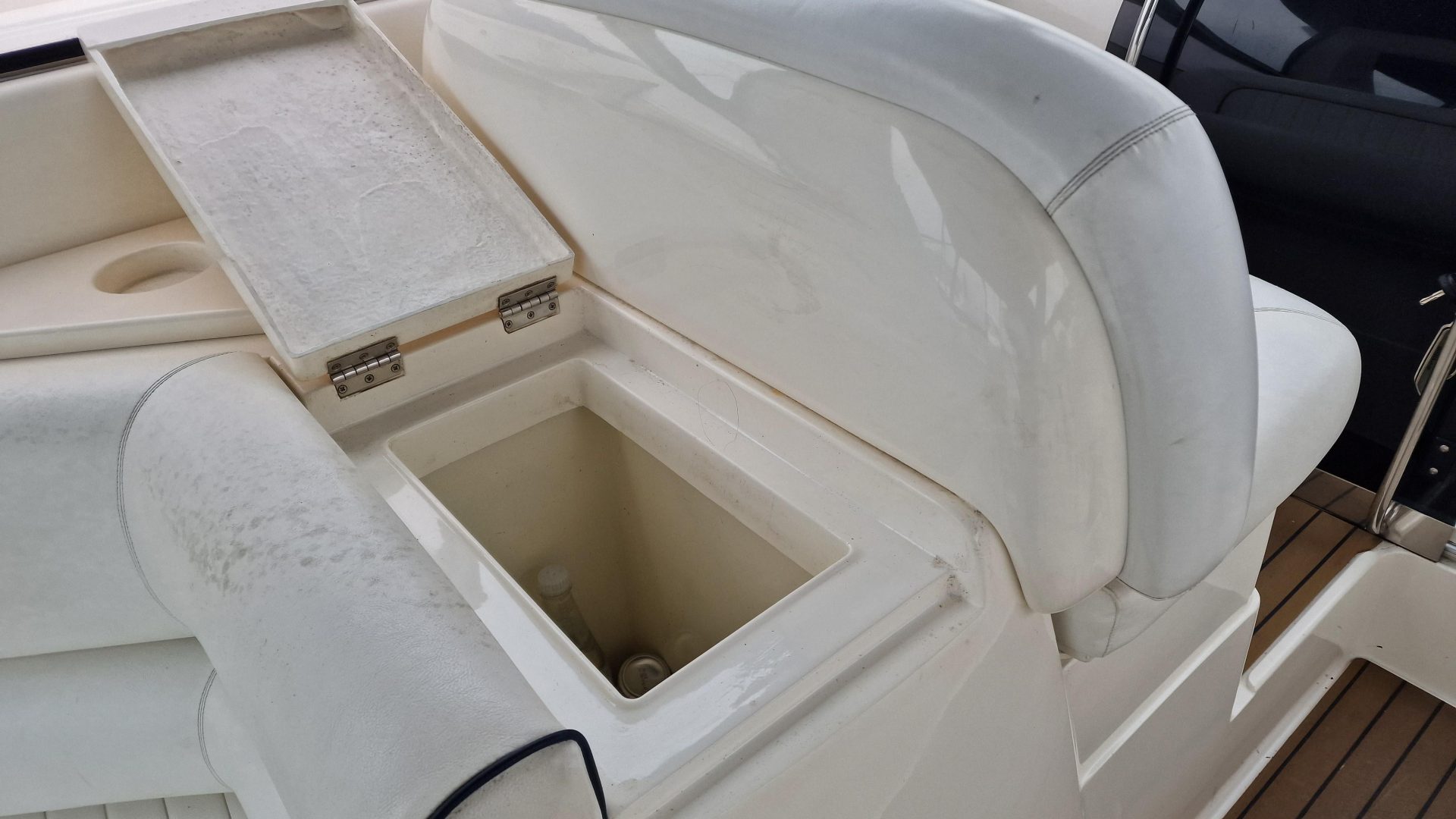 Sunseeker Martinique 39