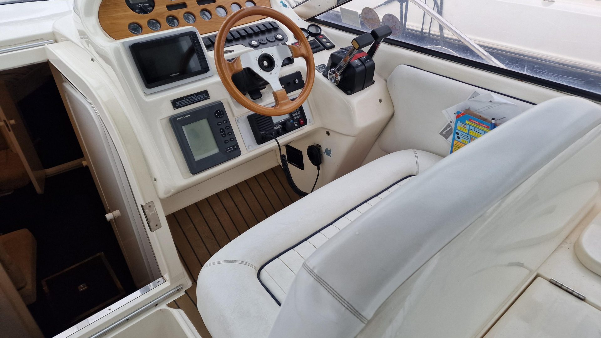 Sunseeker Martinique 39