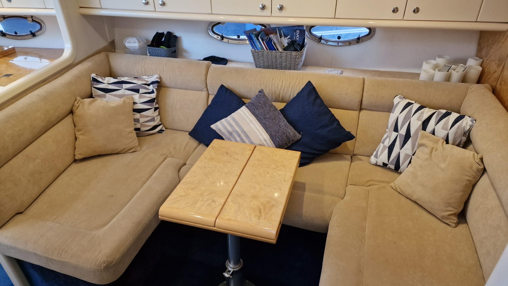 Sunseeker Martinique 39