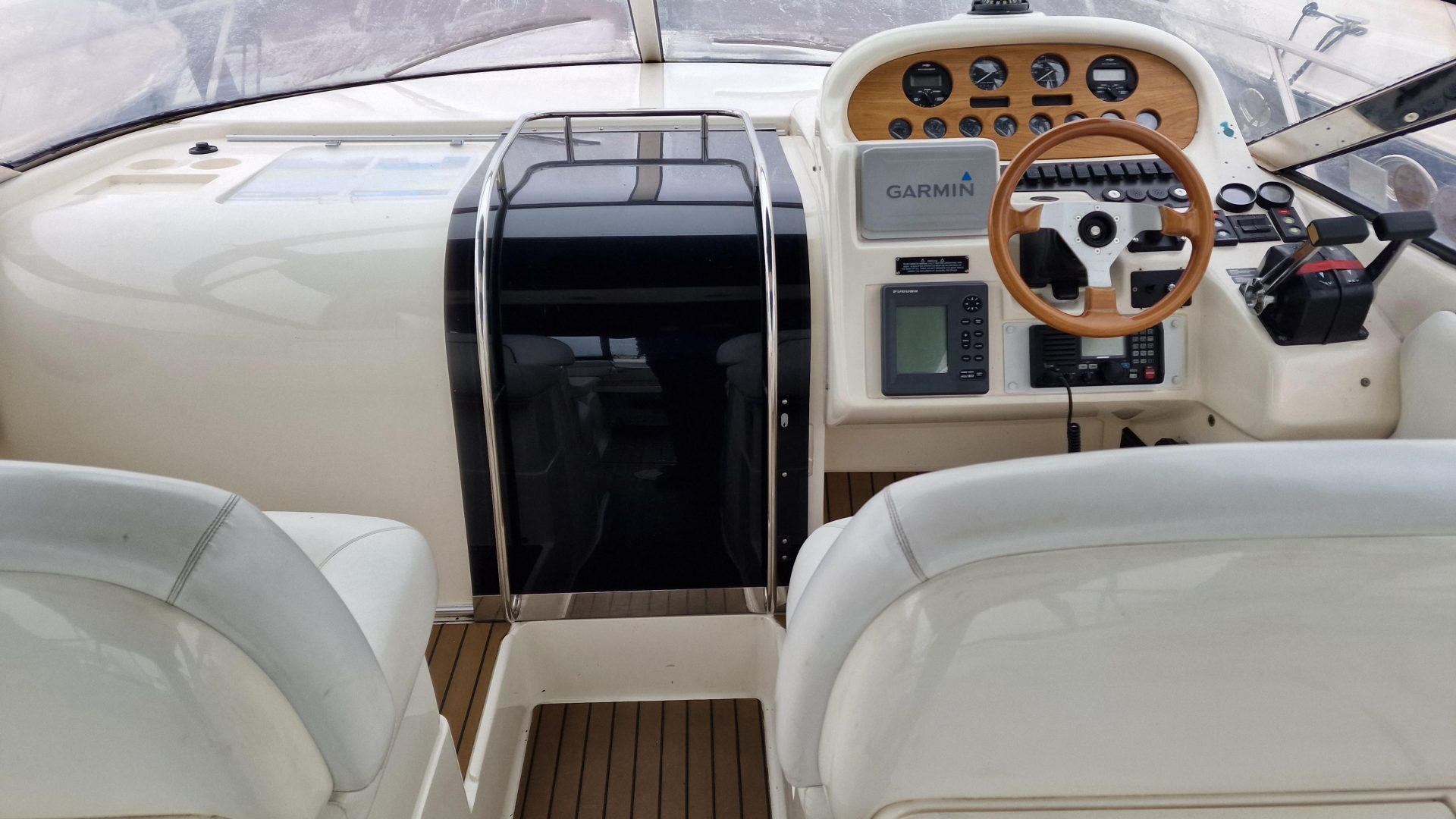 Sunseeker Martinique 39