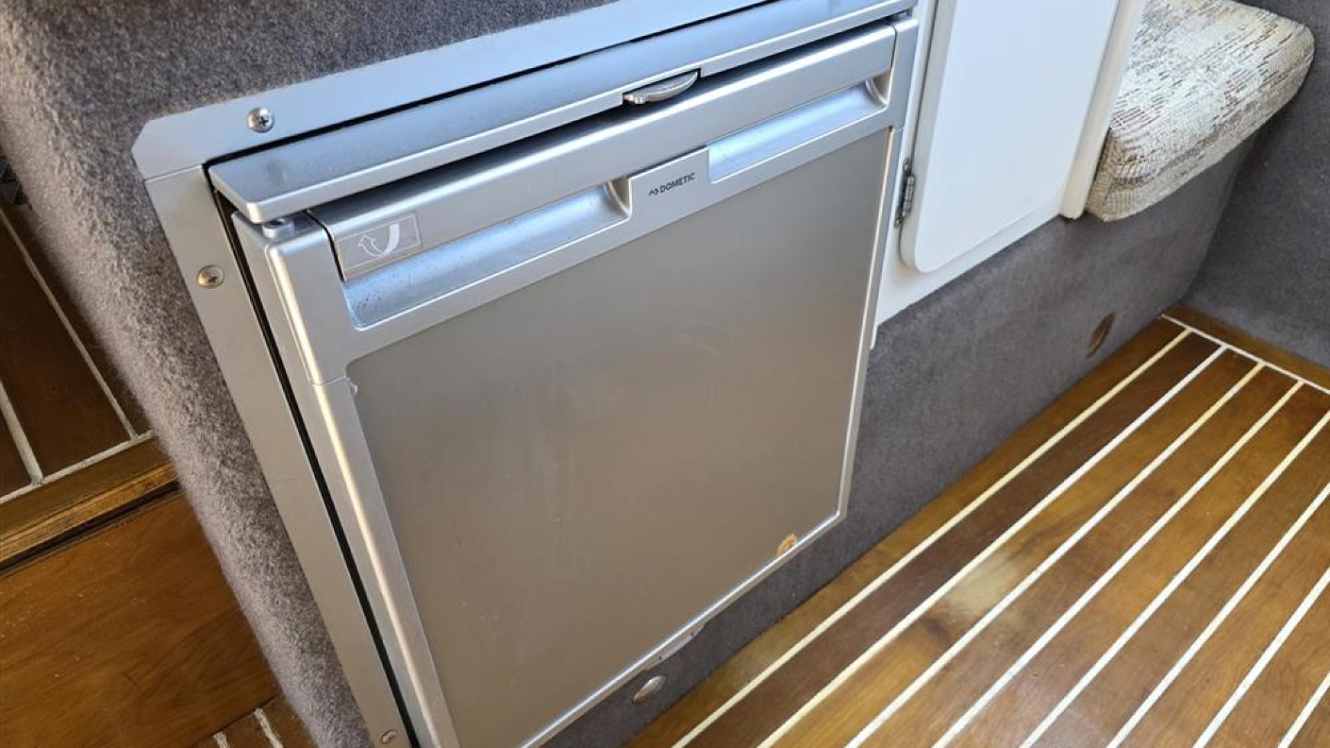 Bayliner Classic 2858