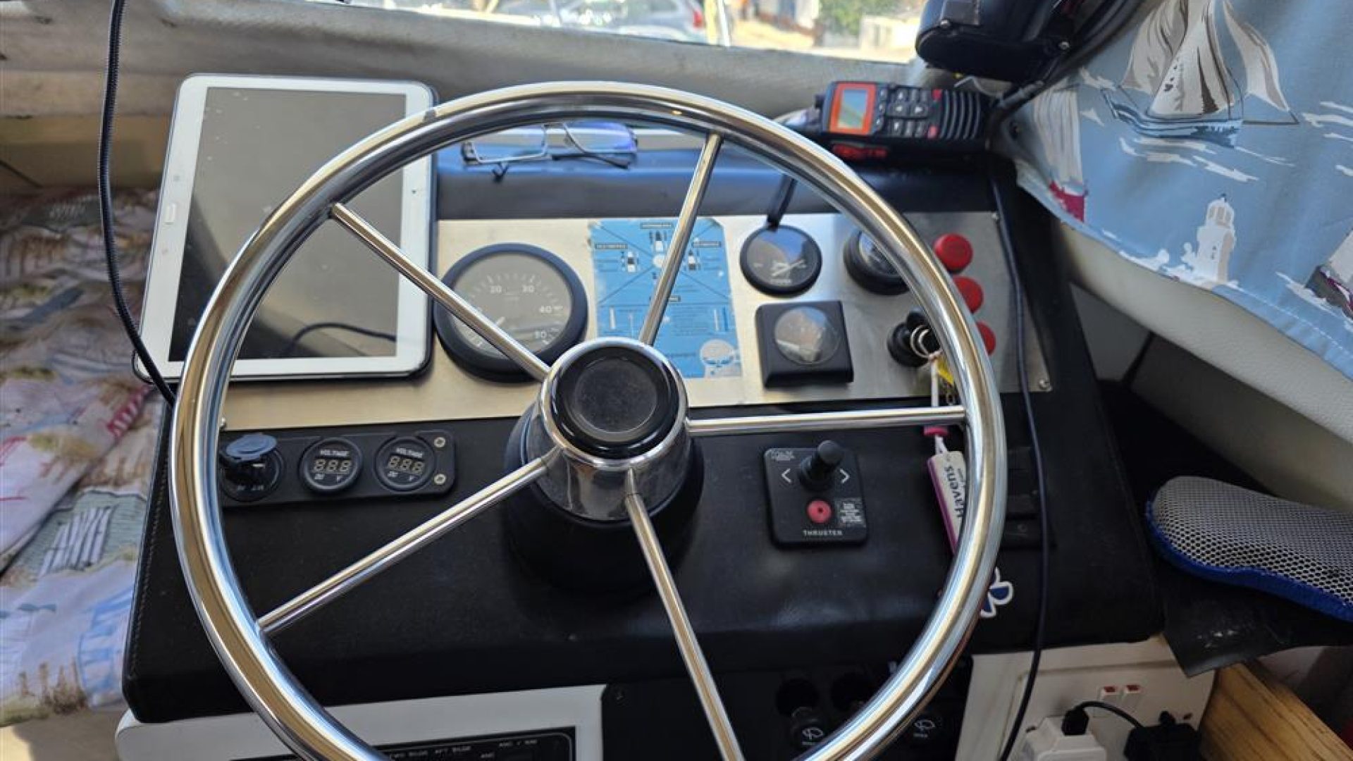 Bayliner Classic 2858