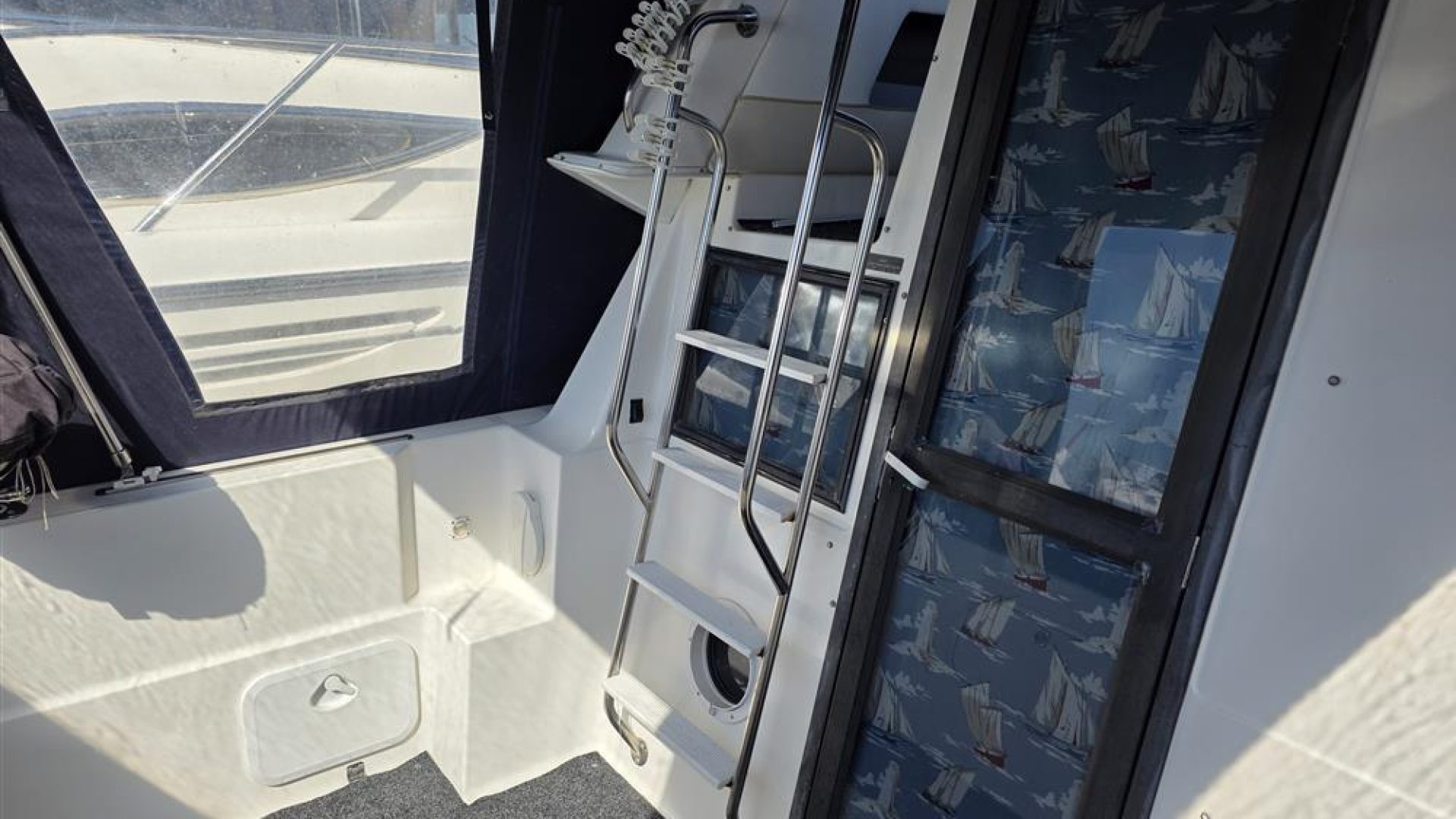 Bayliner Classic 2858