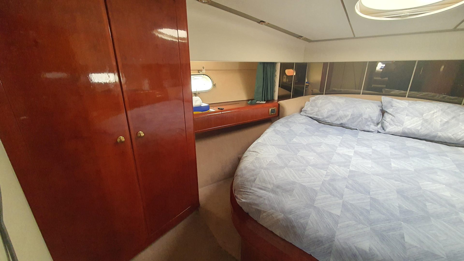 Fairline Squadron 59