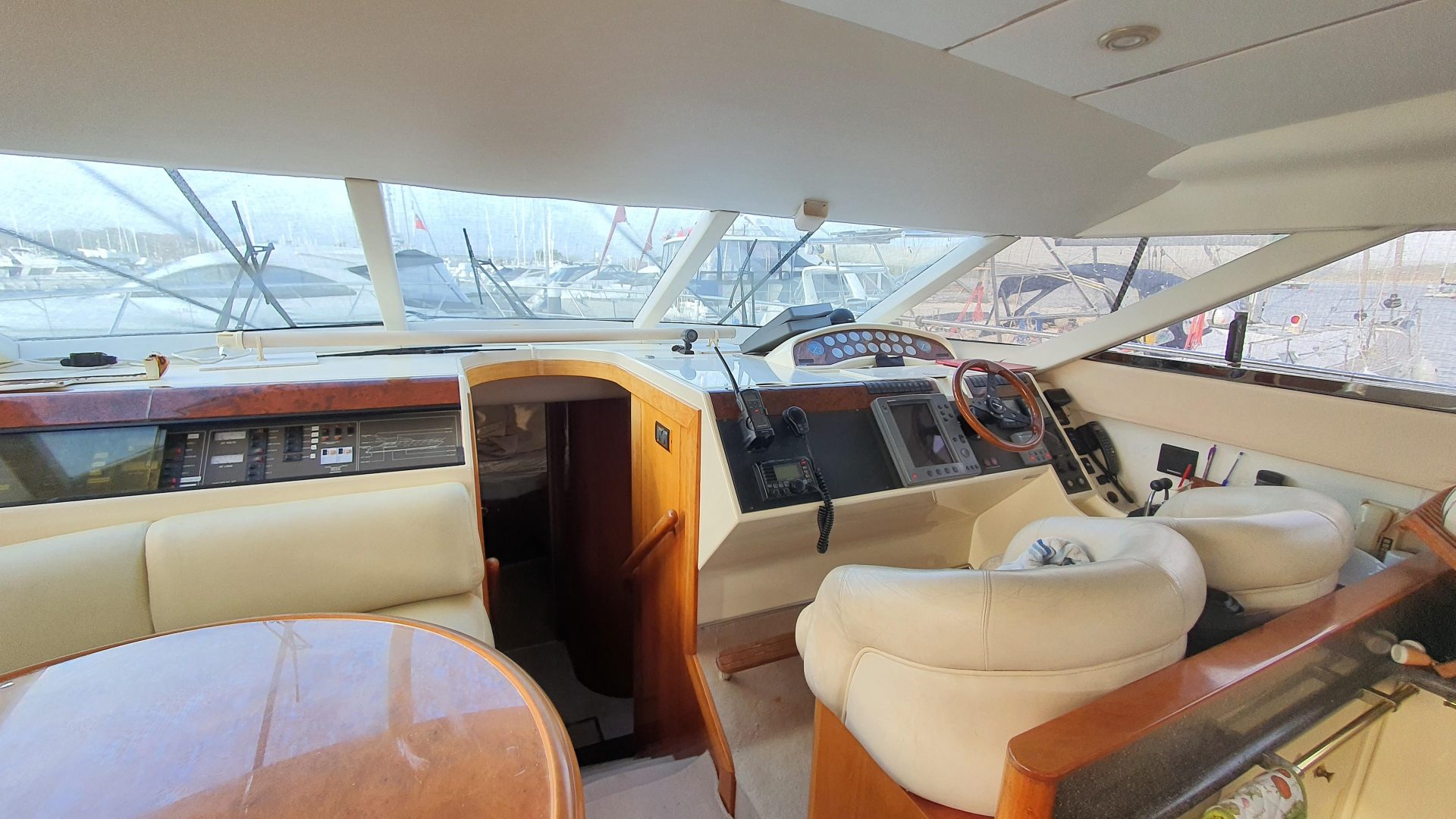 Fairline Squadron 59