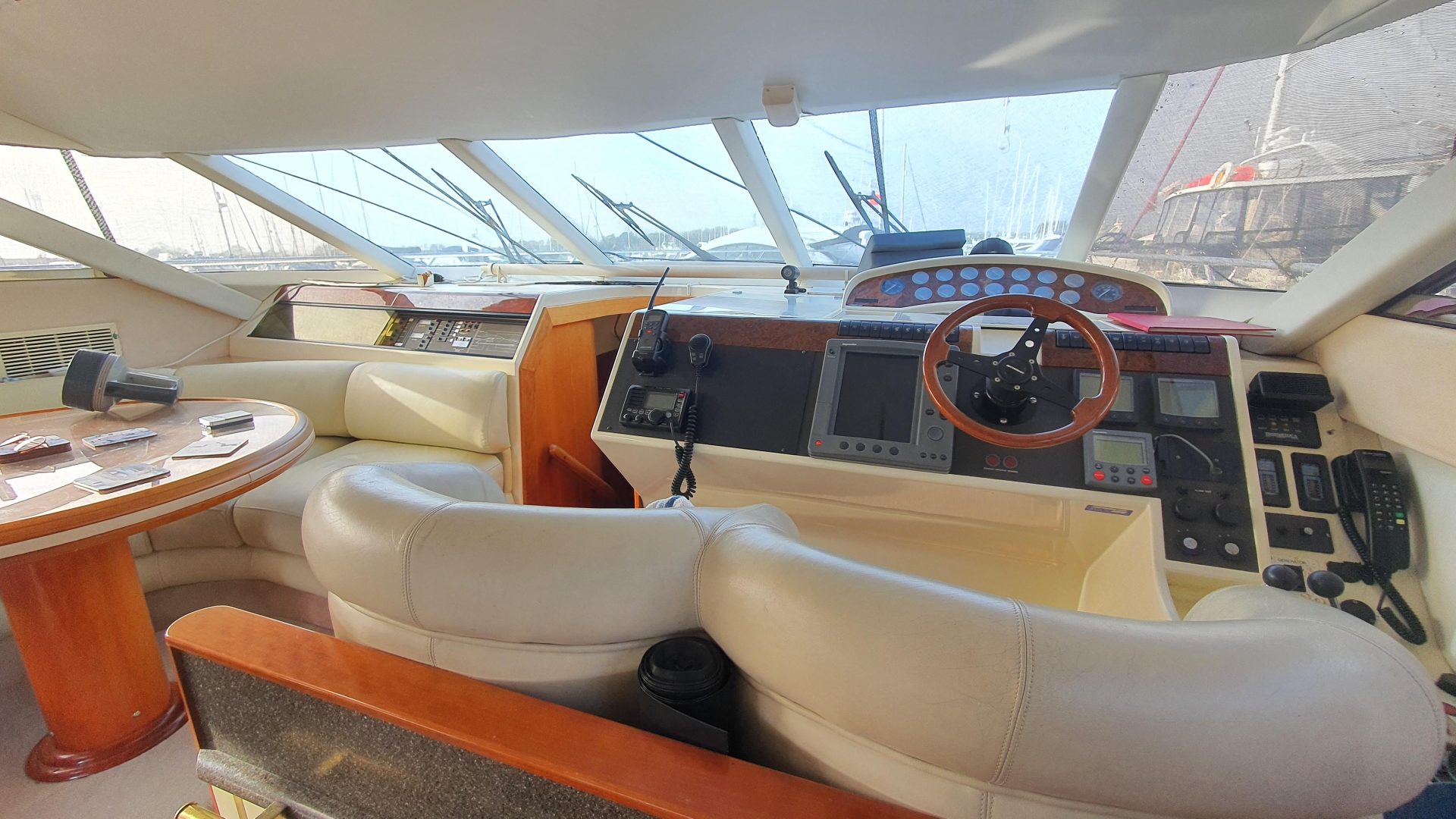 Fairline Squadron 59