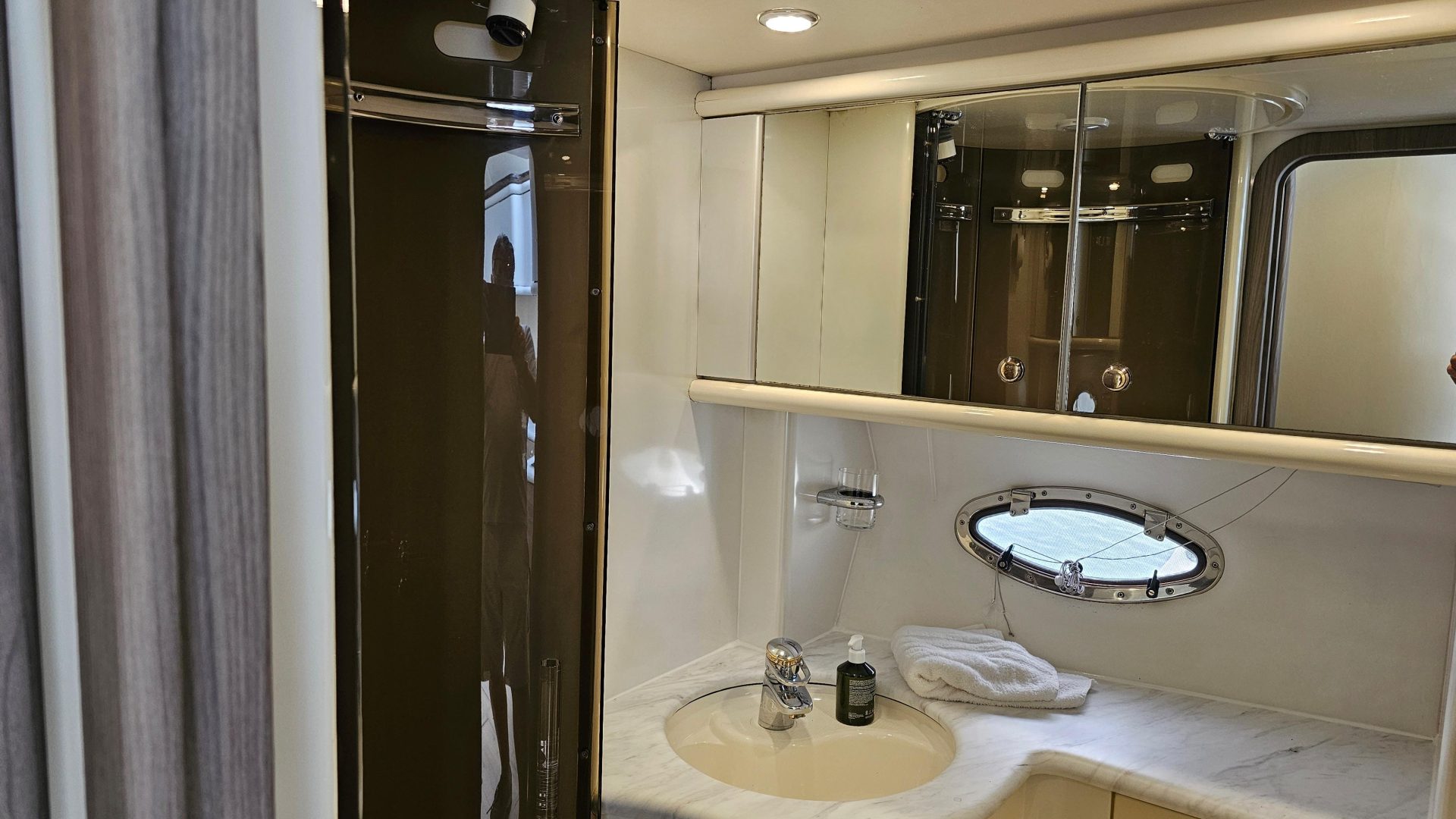 Sunseeker Manhattan 46