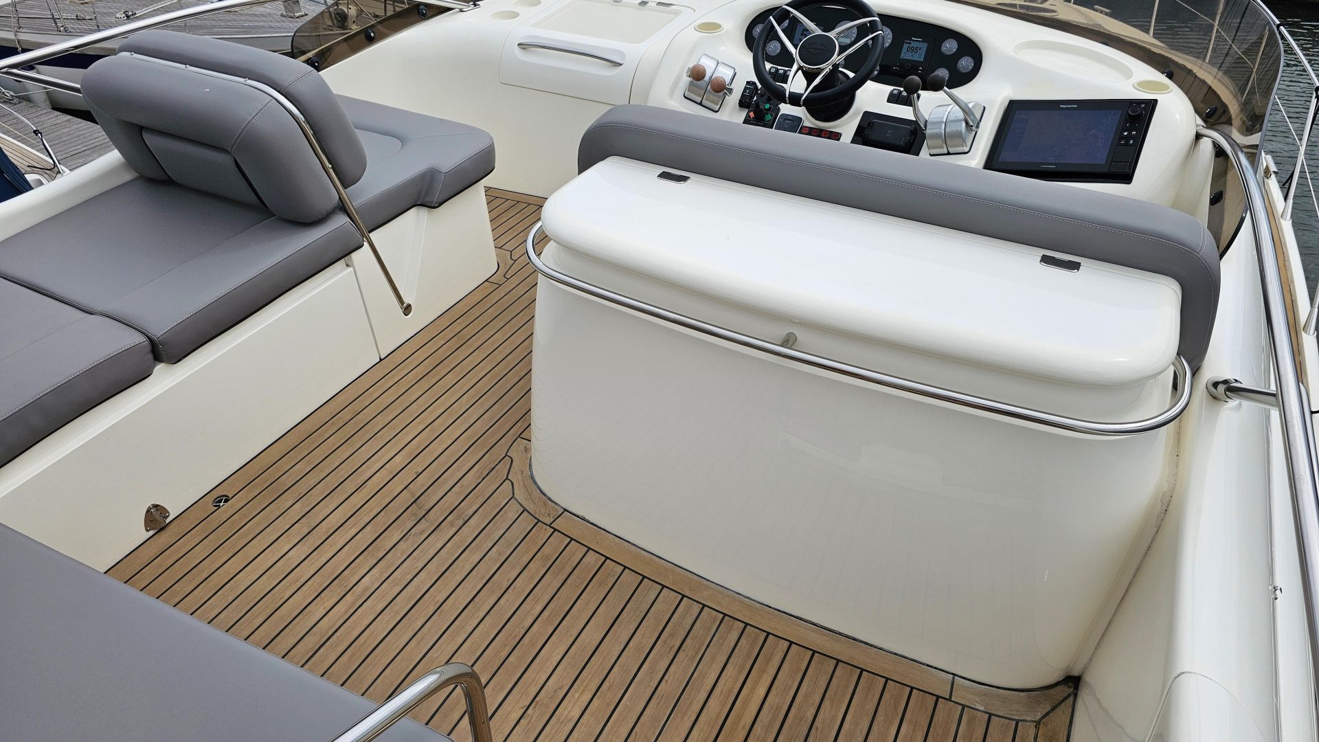 Sunseeker Manhattan 46