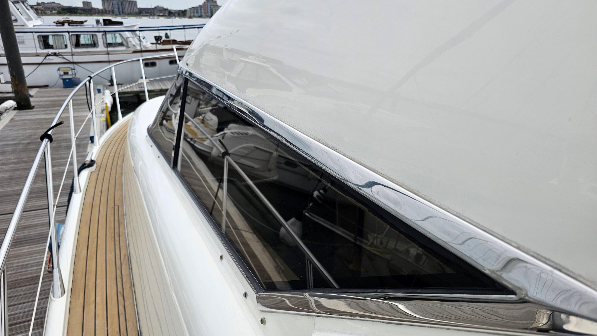 Sunseeker Manhattan 46