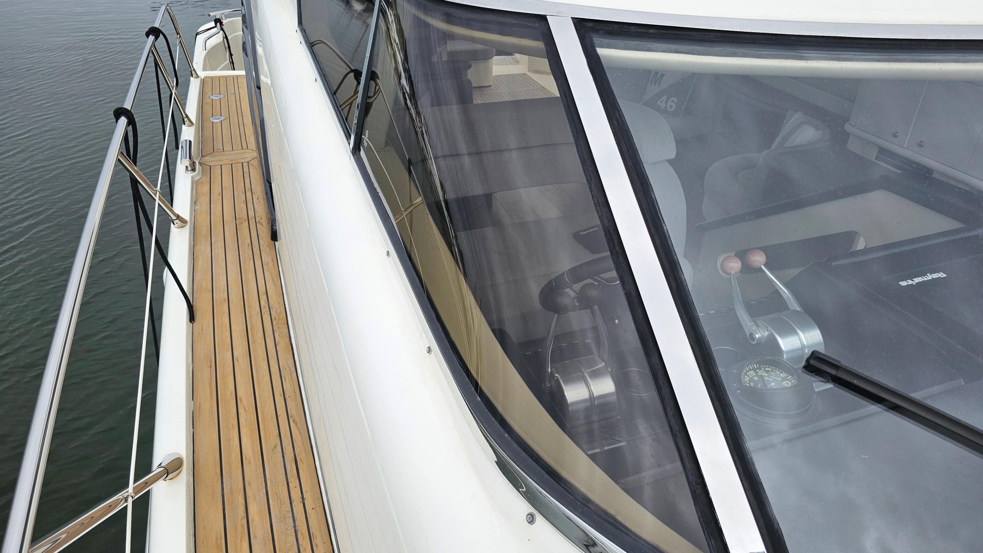 Sunseeker Manhattan 46